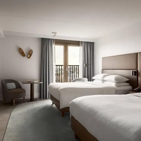 Szálloda Marriott 5*