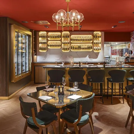 Szálloda Marriott 5*